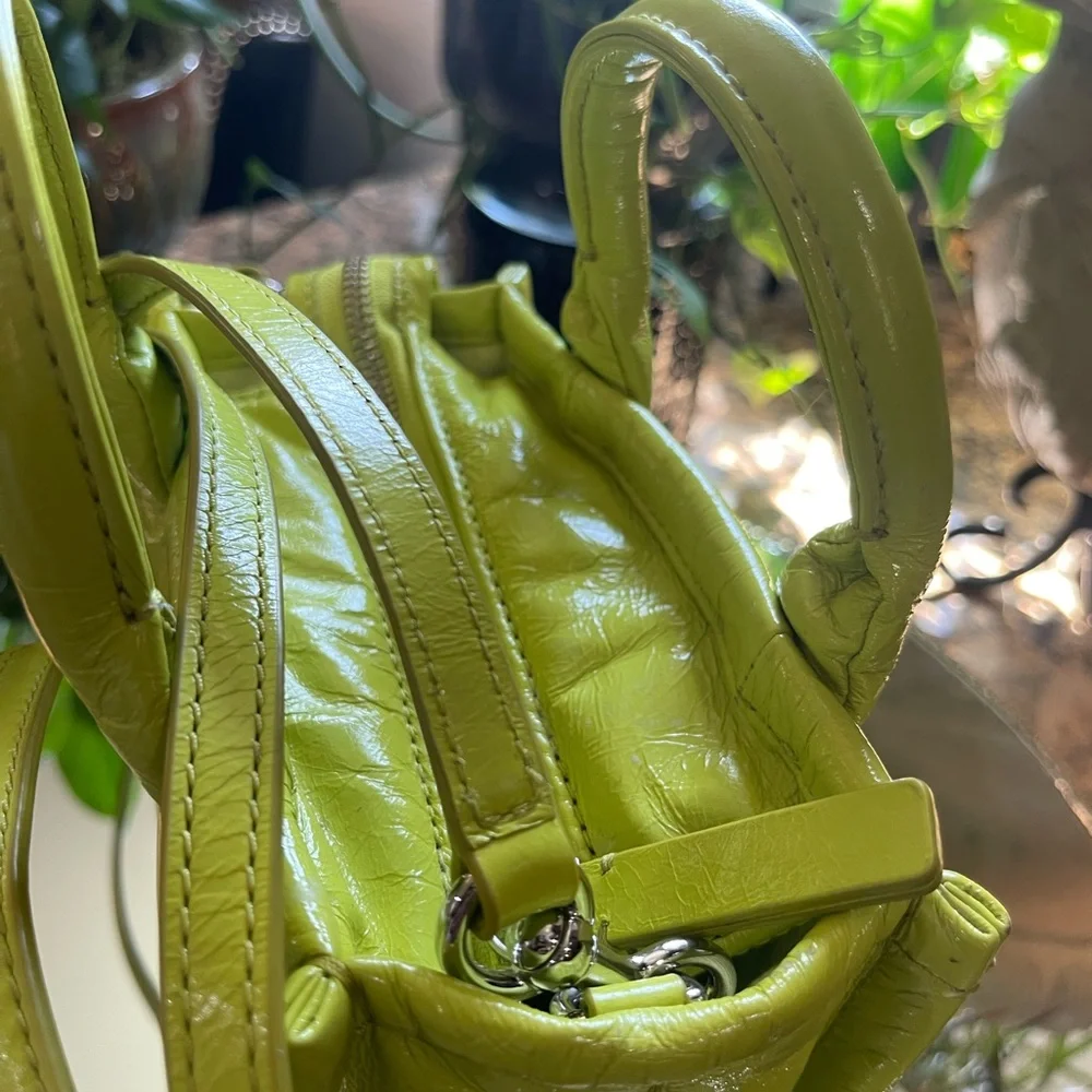 Marc Jacobs Lime Green Mini Tote. EUC - Picture 6 of 11